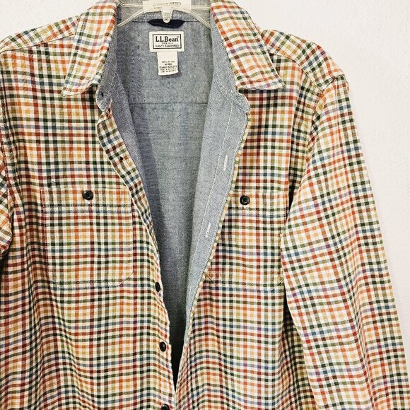 L. L Bean Men's Casual Multicolored Checked Chambray Lined Shirt Size M - Picture 2 of 7